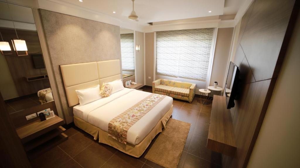 The Grand Village Moradabad Exterior photo